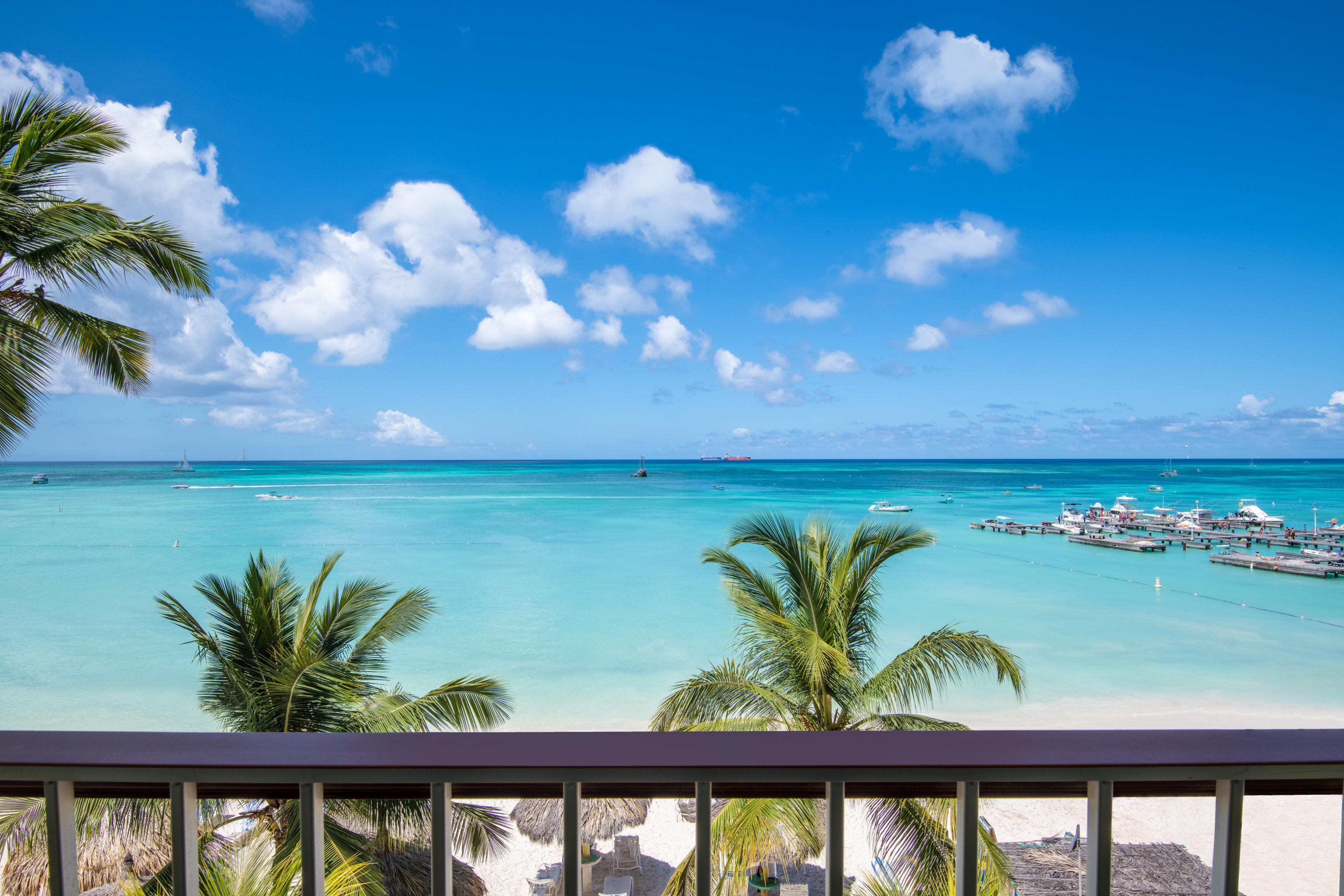 Holiday Inn Resort Aruba - Beach Resort & Casino, An Ihg Hotel Палм Бич Экстерьер фото